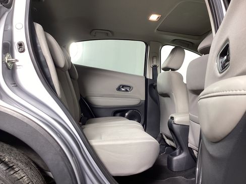 Used 2017 Honda HR-V EX image 24