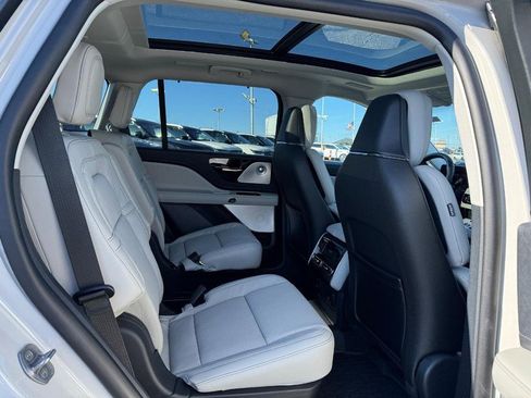 New 2025 Lincoln Aviator Reserve w/ Equipment Group 201A image 9