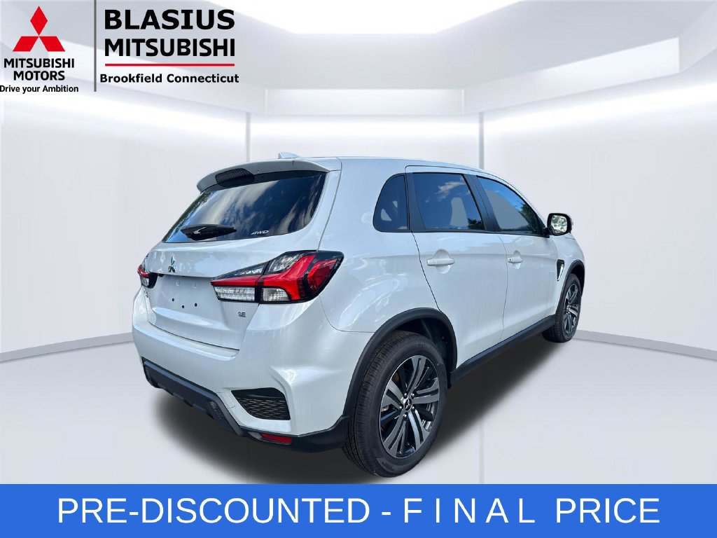 Used 2025 Mitsubishi Outlander Sport SE AWD/4WD image 9