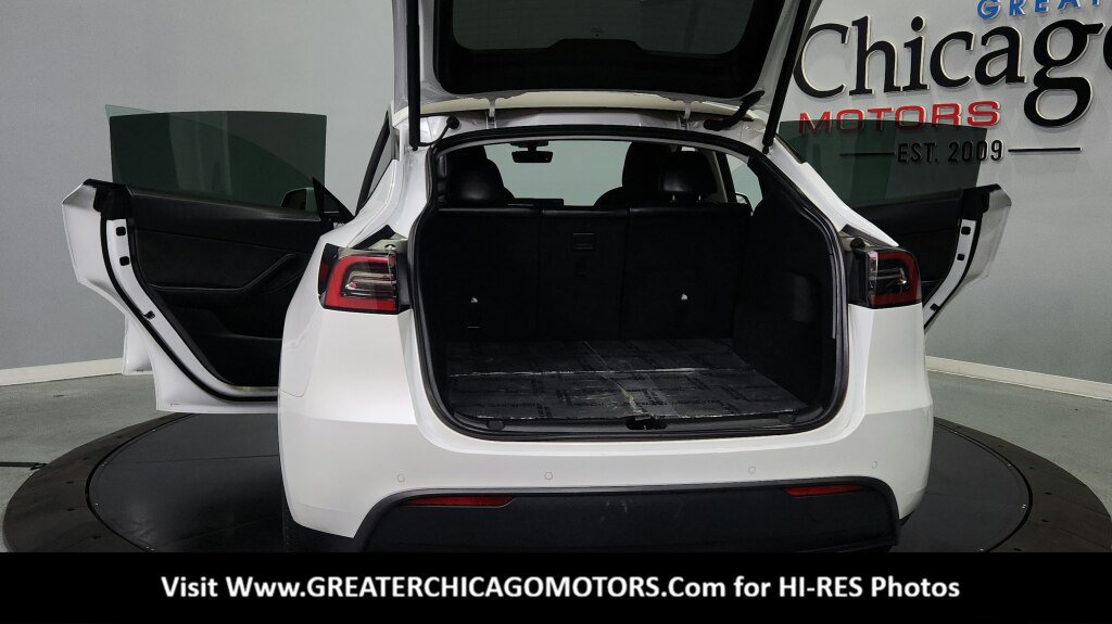 Used 2022 Tesla Model Y Long Range AWD/4WD image 21