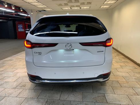 Used 2024 MAZDA CX-90 Plug-In Hybrid w/ Premium Pkg AWD/4WD image 7