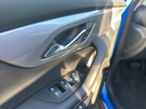 Used 2024 Chevrolet Blazer LT w/ Convenience Package image 12