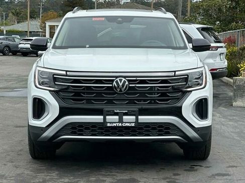 New 2024 Volkswagen Atlas Peak Edition SEL image 9