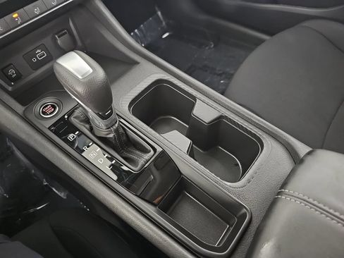 Certified 2025 Nissan Sentra S FWD image 23