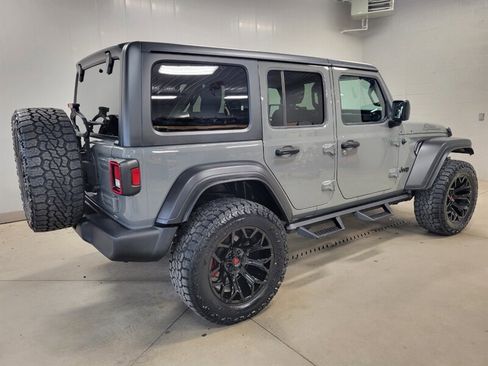 Used 2020 Jeep Wrangler Unlimited Sport image 8