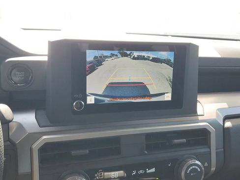 Used 2024 Toyota Tacoma SR5 AWD/4WD image 26