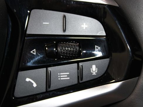 Used 2025 BMW 330i Sedan RWD image 37