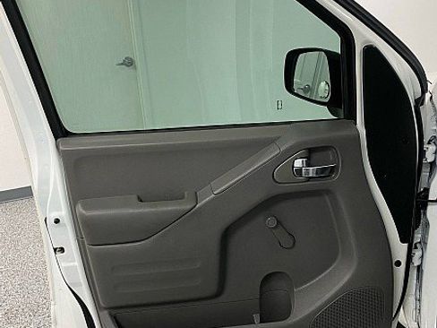 Used 2016 Nissan Frontier S image 14