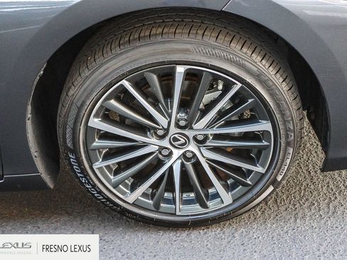 Certified 2025 Lexus ES 350 w/ Premium Package image 9