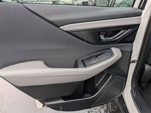 Used 2025 Subaru Outback Premium image 26
