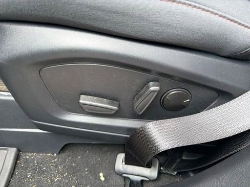 Used 2026 Ford Explorer Active RWD image 7