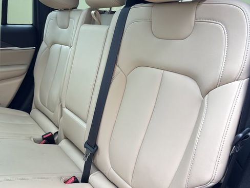 Used 2023 Jeep Grand Cherokee Limited w/ Trailer Tow Prep Group (B) image 23