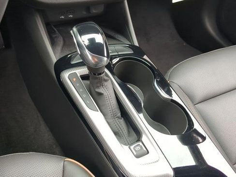 Used 2025 Buick Envista Avenir image 20