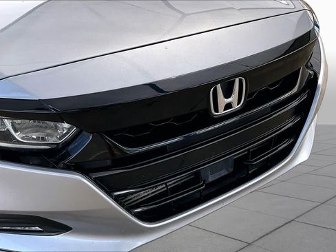 Certified 2019 Honda Accord Sport image 30
