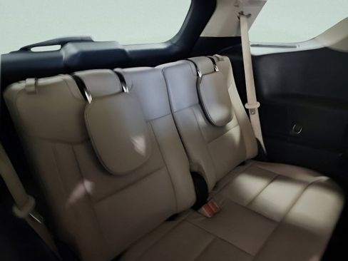 Used 2021 Ford Explorer Limited w/ Equipment Group 301A image 19