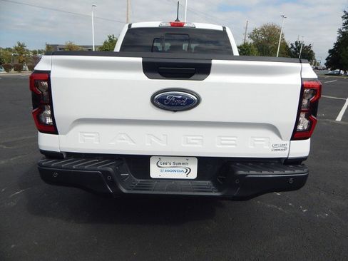 Used 2024 Ford Ranger XLT w/ FX4 Off-Road Package image 4
