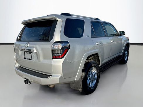 Used 2024 Toyota 4Runner SR5 Premium image 7