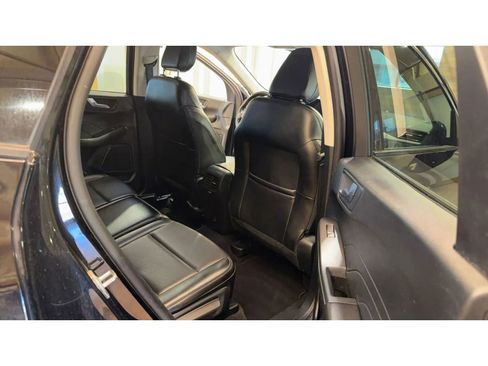 Used 2022 Ford Escape SEL image 19