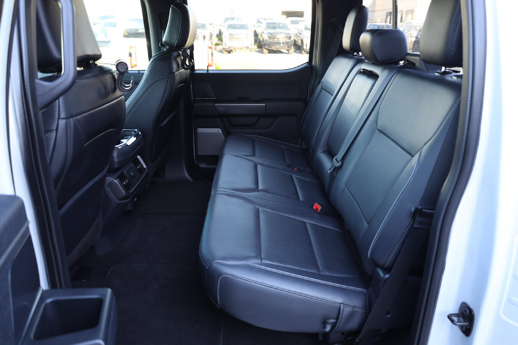 Used 2025 Ford F150 Lariat AWD/4WD image 18