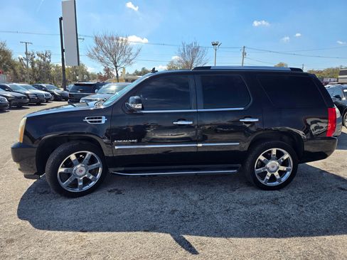 Used 2012 Cadillac Escalade 2WD image 4