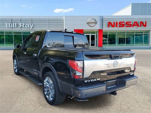 Certified 2024 Nissan Titan Platinum Reserve w/ Moonroof Package image 3