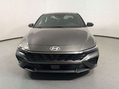 Certified 2026 Hyundai Elantra SEL Sport Premium FWD image 2