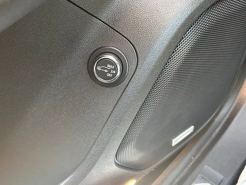 Used 2019 GMC Acadia SLT image 20