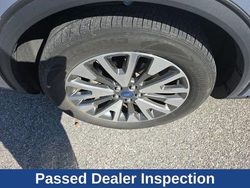 Used 2022 Ford Escape Titanium w/ Class II Trailer Tow Package image 17