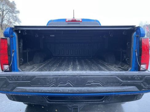 Used 2024 Chevrolet Colorado ZR2 w/ Technology Package image 26