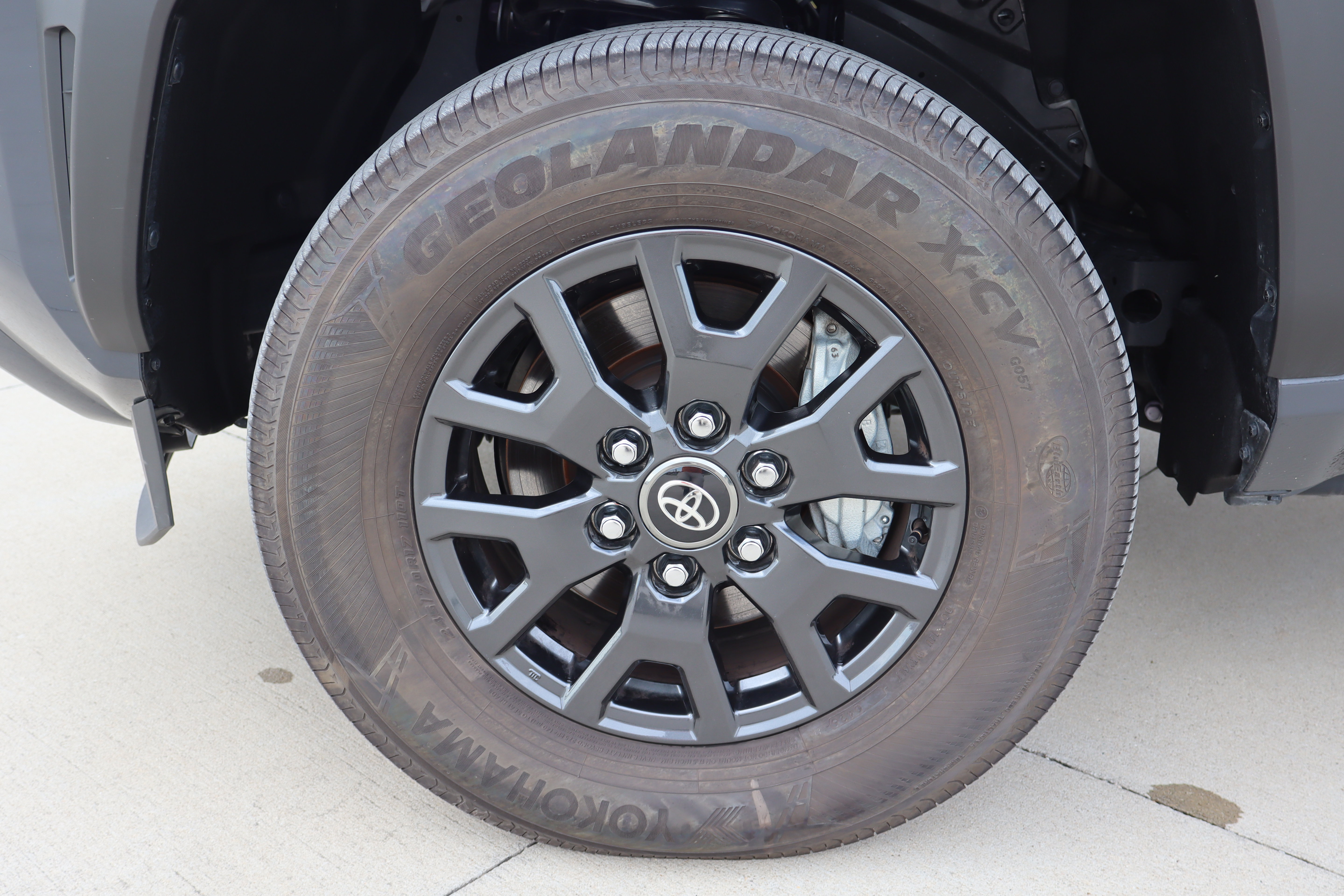 Used 2026 Toyota 4Runner SR5 AWD/4WD image 28