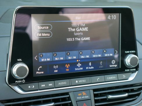 New 2025 Nissan Altima 2.5 SV image 9