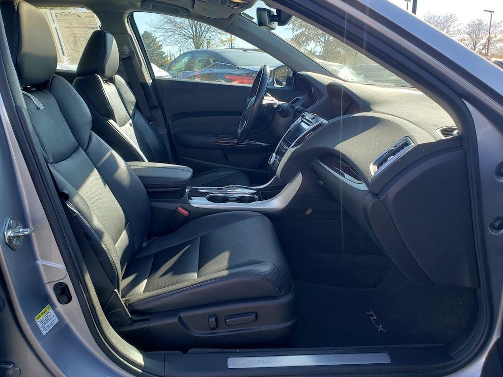 Used 2017 Acura TLX w/ Technology Package AWD/4WD image 20