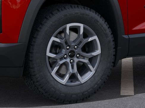 New 2026 Chevrolet Equinox ACTIV w/ Convenience Package III FWD image 9