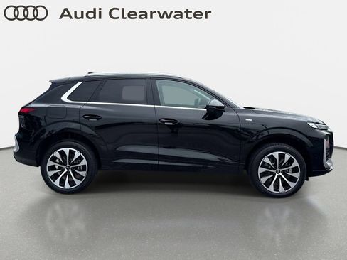 New 2026 Audi Q3 quattro 2.0T AWD/4WD image 5
