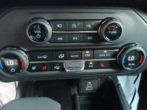 New 2026 Ford Bronco Outer Banks AWD/4WD image 23