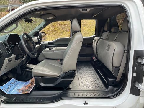 Used 2015 Ford F150 XL w/ Equipment Group 101A Mid image 43