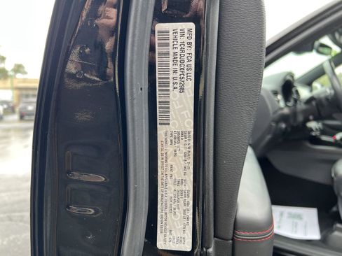 Used 2023 Dodge Durango GT image 50