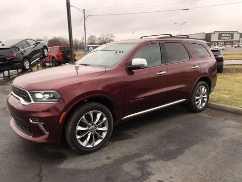 Used 2022 Dodge Durango Citadel image 3