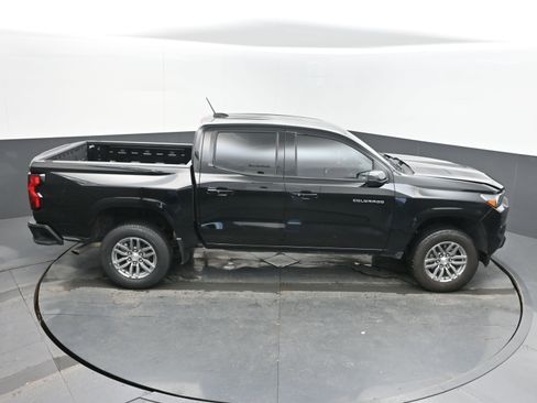 Used 2024 Chevrolet Colorado LT w/ LT Convenience Package image 35
