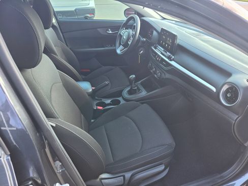 Used 2021 Kia Forte Sedan FWD image 11
