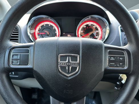 Used 2017 Dodge Grand Caravan SE w/ Power Window Group image 17