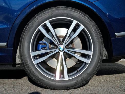 Used 2020 BMW X7 M50i w/ Dynamic Handling Package image 14