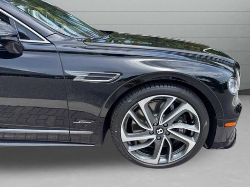 New 2025 Bentley Flying Spur Plug-In Hybrid image 6