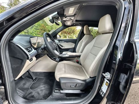 New 2025 BMW X1 xDrive28i w/ Technology Package image 15