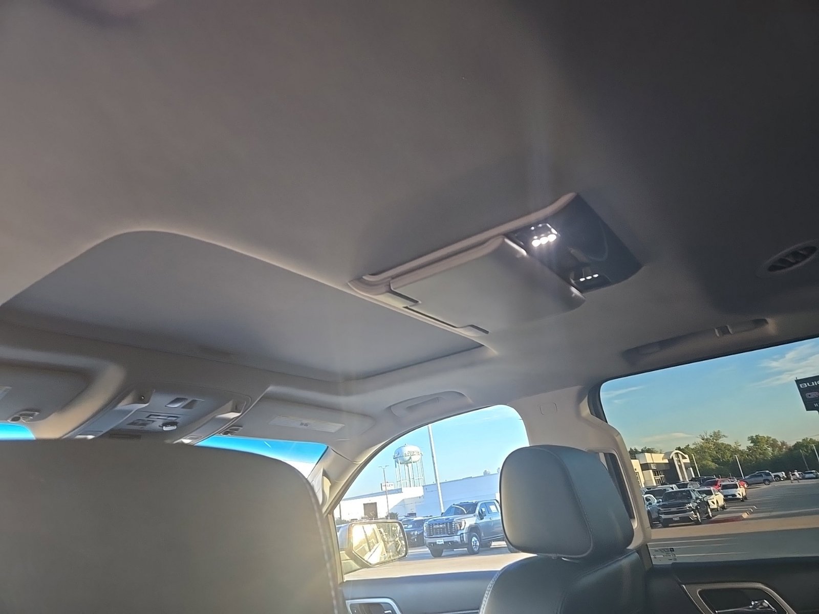 Used 2019 GMC Yukon XL Denali w/ Denali Ultimate Package RWD image 12