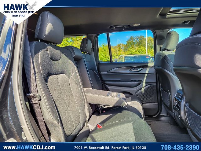 Certified 2025 Jeep Grand Cherokee Laredo X w/ Luxury Tech Group I AWD/4WD image 26