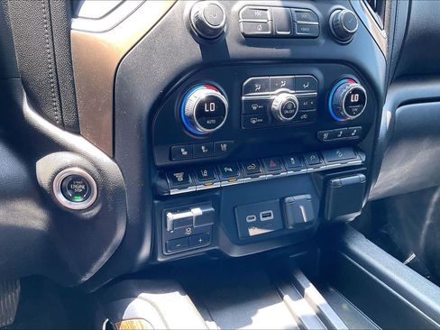 Used 2021 Chevrolet Silverado 2500 High Country w/ Z71 Off-Road Package AWD/4WD image 31