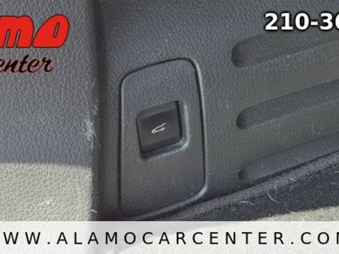 Used 2013 Lincoln MKX FWD image 29