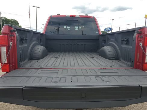 Used 2020 Ford F350 Lariat AWD/4WD image 9
