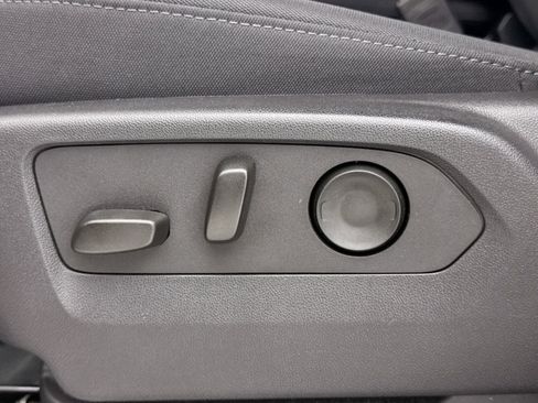 Used 2024 Chevrolet Silverado 1500 LT w/ Z71 Off-Road Package image 26